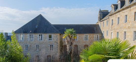 GUINGAMP : Hôtel de Montbareil